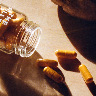 saffron capsules